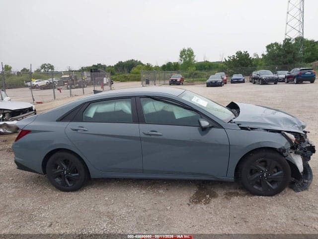 2023 HYUNDAI ELANTRA SEL 13