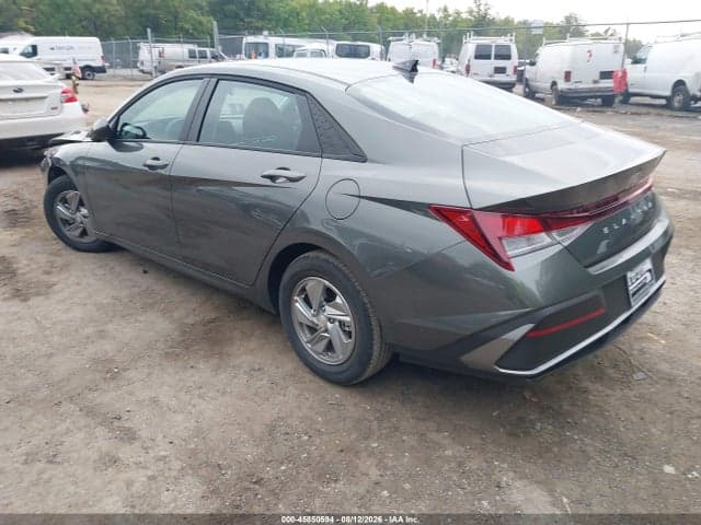 2026 HYUNDAI ELANTRA SE 3
