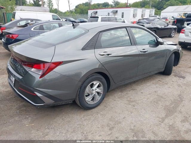 2026 HYUNDAI ELANTRA SE 4