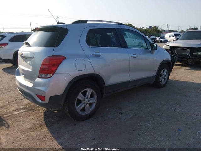 2019 CHEVROLET TRAX LT 4