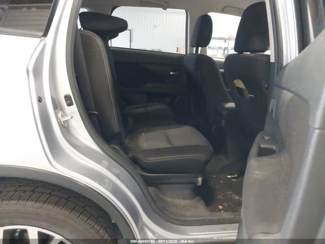 2017 MITSUBISHI OUTLANDER SE 8