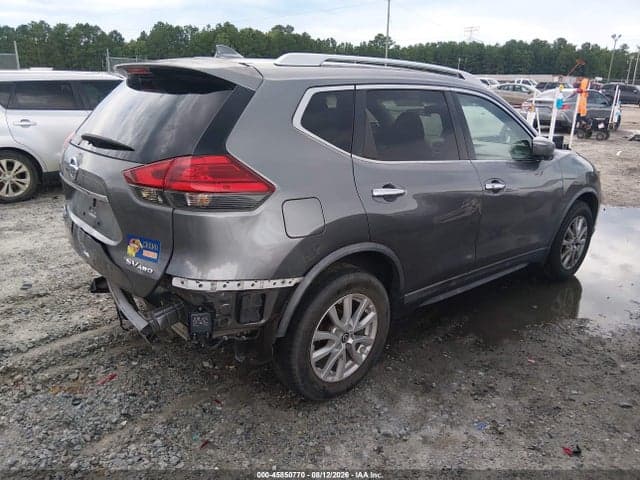 2017 NISSAN ROGUE SV 4