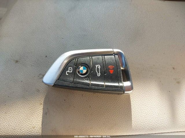 2019 BMW 330I 11