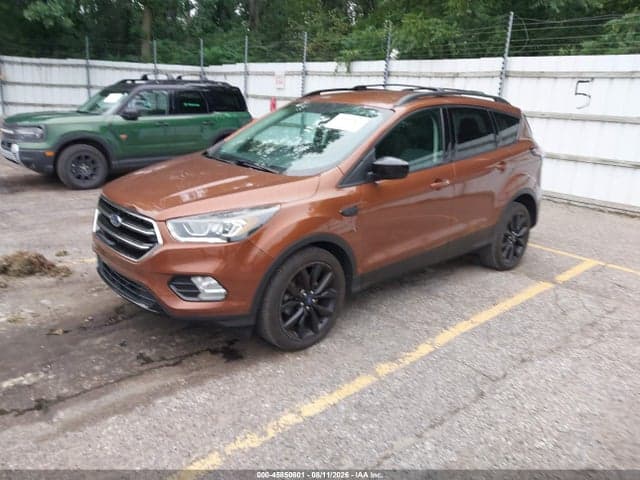 2017 FORD ESCAPE SE 2