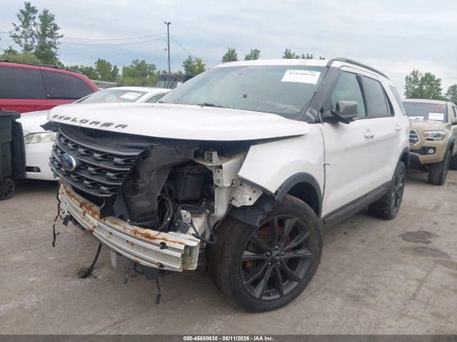 2017 FORD EXPLORER XLT 2