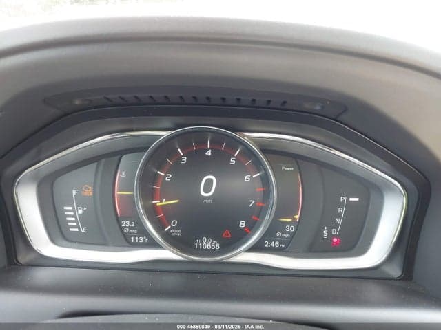 2017 VOLVO XC60 T6 DYNAMIC 7