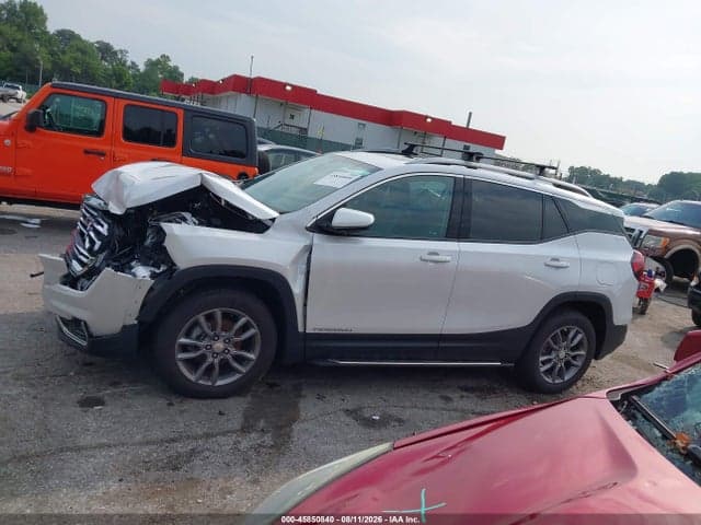 2022 GMC TERRAIN AWD SLT 14