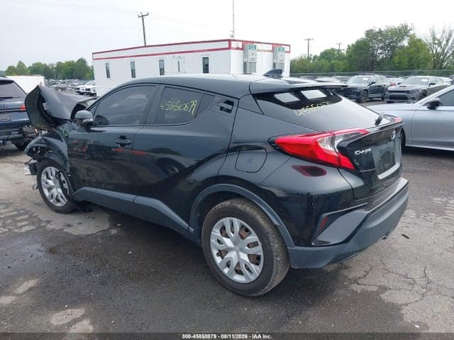 2020 TOYOTA C-HR LE 3