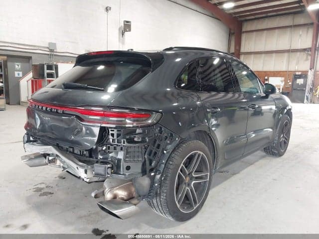 2021 PORSCHE MACAN 4