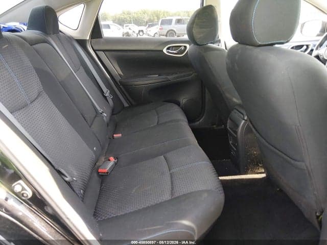 2019 NISSAN SENTRA SR 8