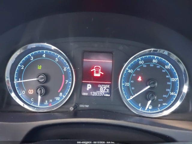 2019 TOYOTA COROLLA LE 7
