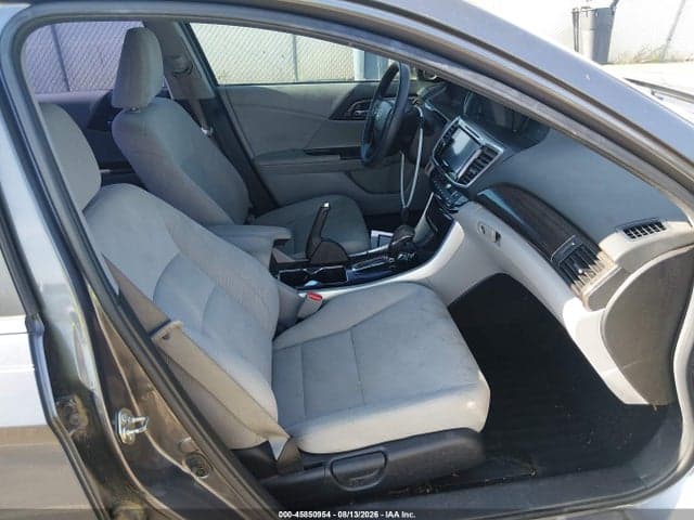 2017 HONDA ACCORD EX 5