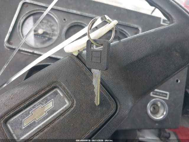 1985 CHEVROLET P30 11
