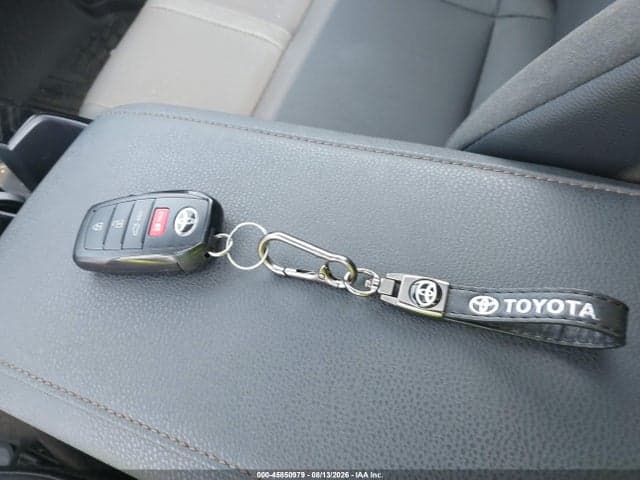 2026 TOYOTA CAMRY XLE 11