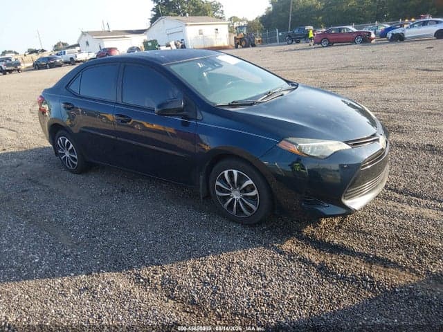 2019 TOYOTA COROLLA LE 1