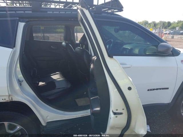 2018 JEEP COMPASS TRAILHAWK 4X4 8