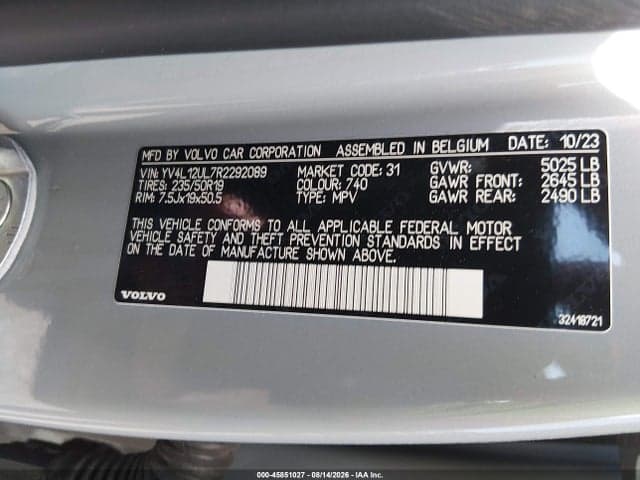 2024 VOLVO XC40 B5 PLUS DARK THEME 9