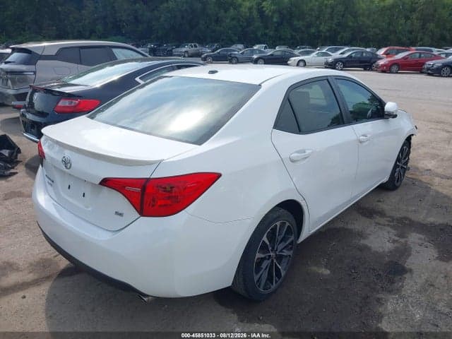 2017 TOYOTA COROLLA SE 4