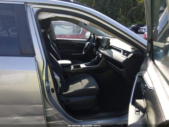 2021 TOYOTA RAV4 LE 5