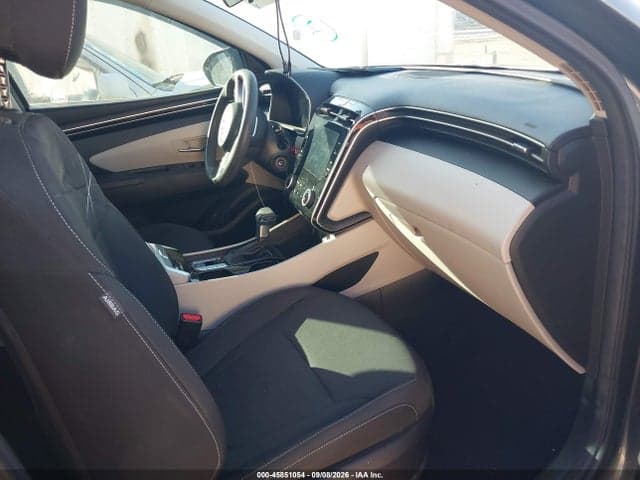 2022 HYUNDAI TUCSON SE 5