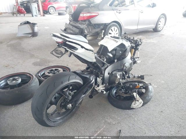 2026 HONDA CBR1000 RR 4