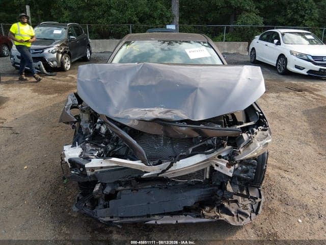 2021 TOYOTA CAMRY SE 12