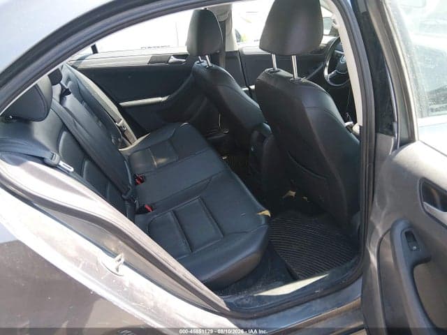 2017 VOLKSWAGEN JETTA 1.4T SE 8
