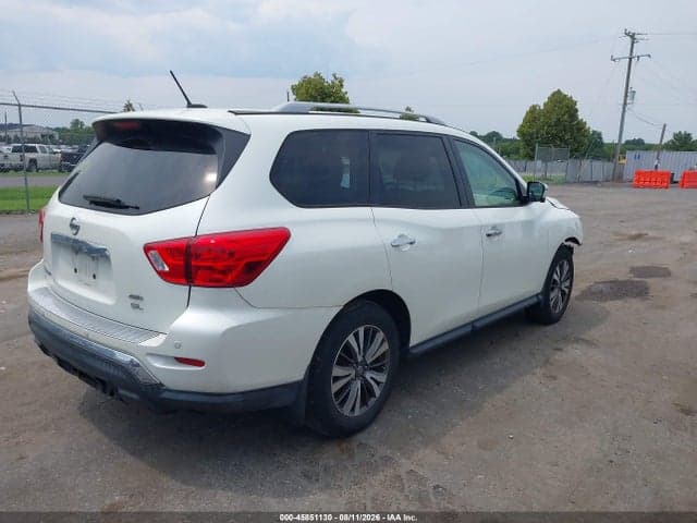 2017 NISSAN PATHFINDER SL 4