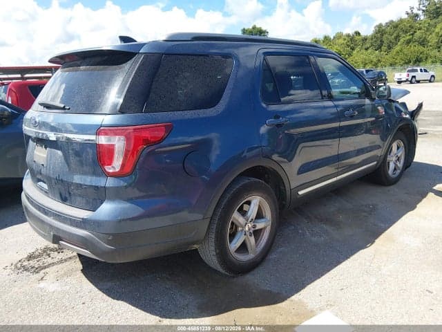 2019 FORD EXPLORER XLT 4
