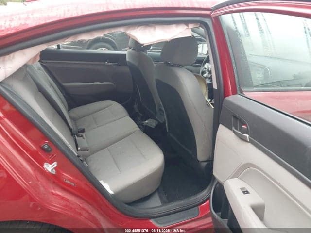 2017 HYUNDAI ELANTRA SE 8
