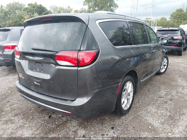 2017 CHRYSLER PACIFICA TOURING-L PLUS 4