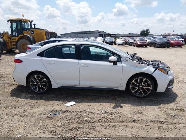 2021 TOYOTA COROLLA SE 13