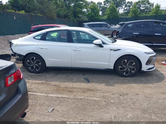 2025 HYUNDAI SONATA SEL 13