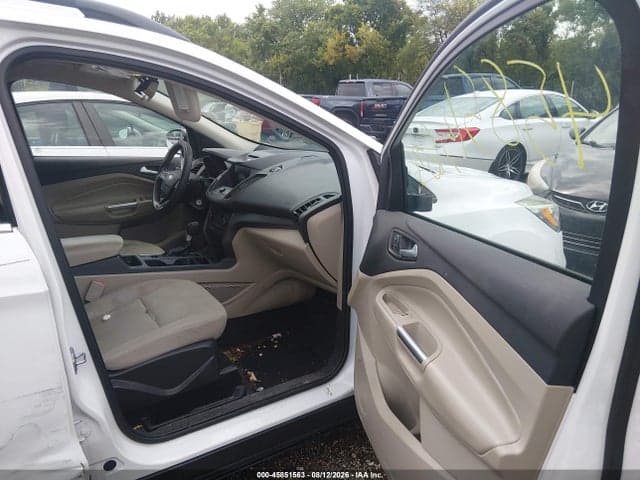 2017 FORD ESCAPE SE 5
