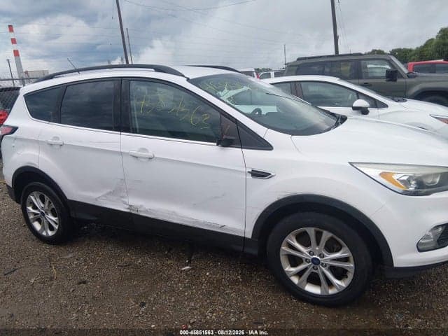 2017 FORD ESCAPE SE 6