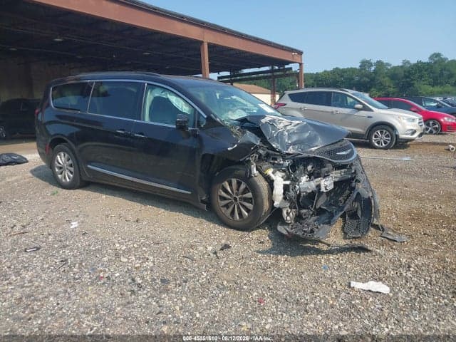 2017 CHRYSLER PACIFICA TOURING-L 1