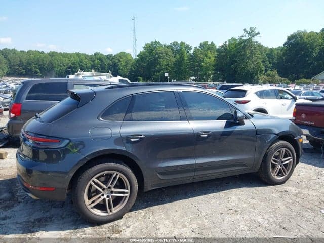 2020 PORSCHE MACAN 13