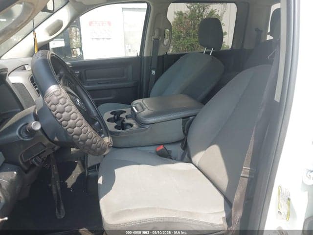 2018 RAM 3500 TRADESMAN 4X4 8' BOX 6