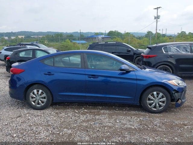2017 HYUNDAI ELANTRA SE 13