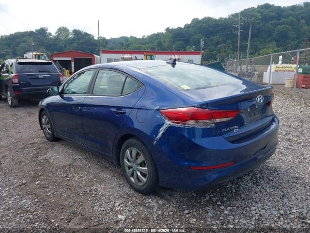 2017 HYUNDAI ELANTRA SE 3