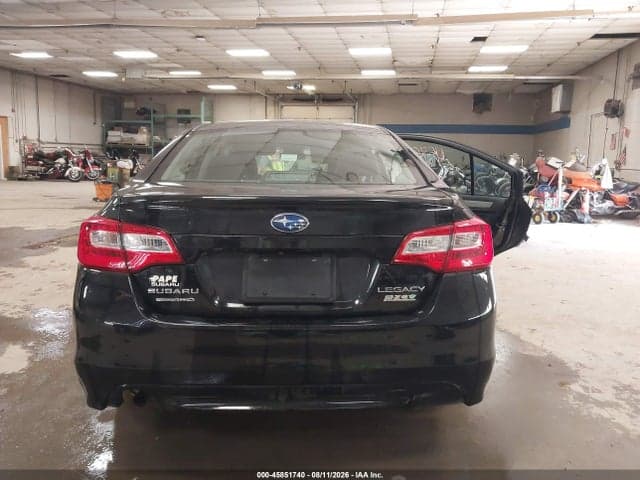 2017 SUBARU LEGACY 2.5I 16