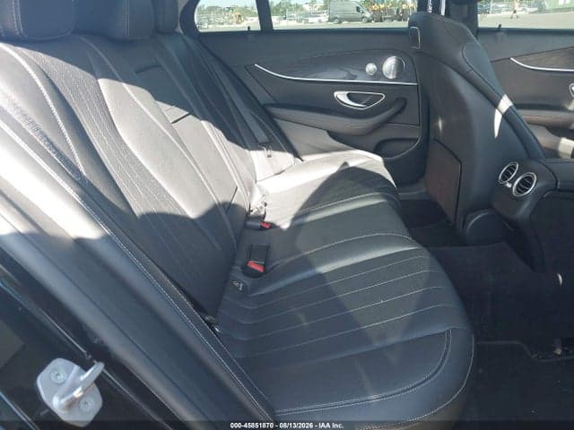 2018 MERCEDES-BENZ E 300 8