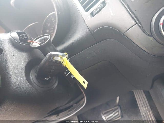 2017 KIA FORTE LX 11
