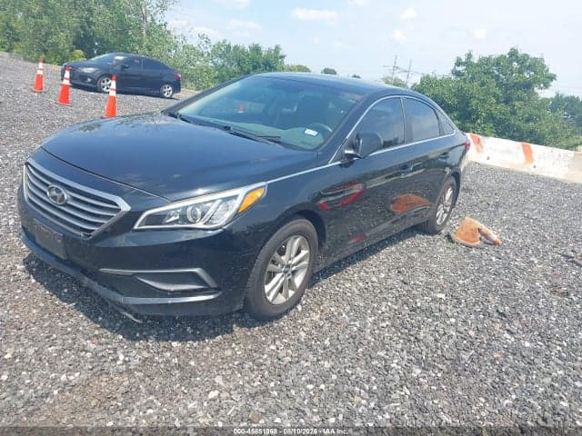 2017 HYUNDAI SONATA SE 2
