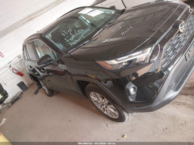 2025 TOYOTA RAV4 XLE PREMIUM 13