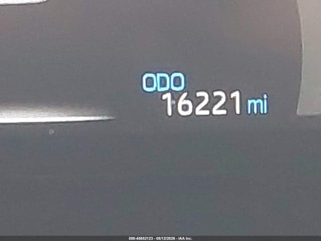 2025 TOYOTA RAV4 XLE PREMIUM 15