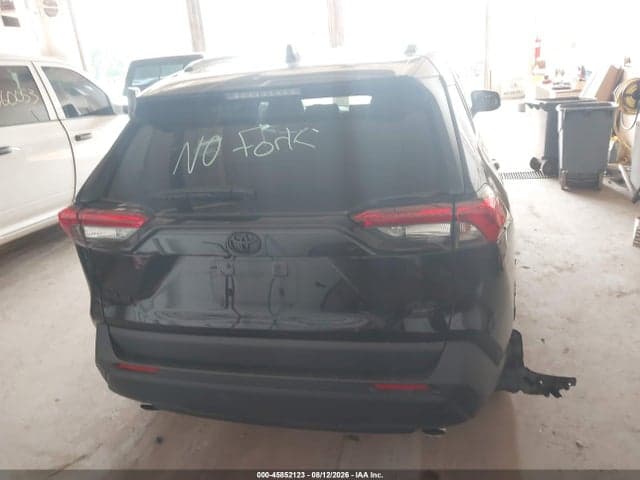 2025 TOYOTA RAV4 XLE PREMIUM 16