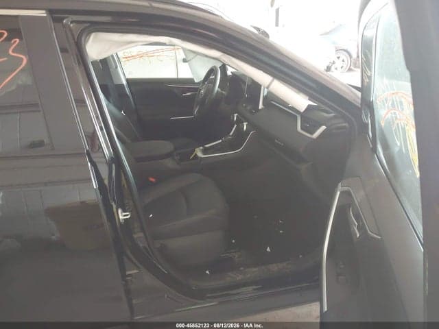2025 TOYOTA RAV4 XLE PREMIUM 5