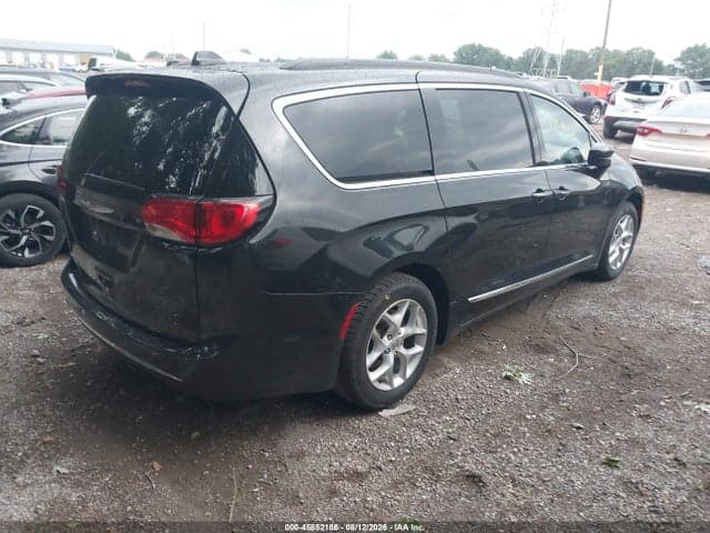 2017 CHRYSLER PACIFICA TOURING-L 4