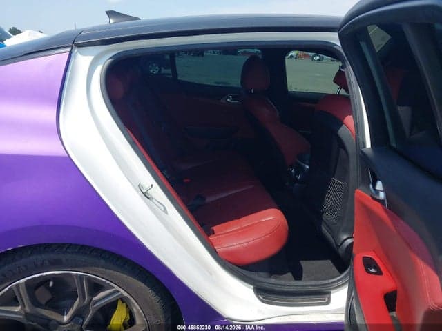 2021 KIA STINGER GT 8